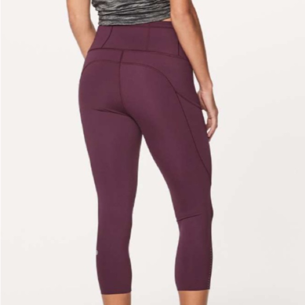 Lululemon Fast & Free Crop II Nulux 19” Maroon size 4